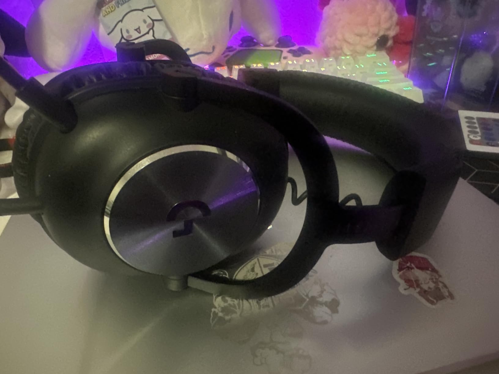 Logitech Pro X Wired Gaming Headset: Blue VO!CE Detachable Boom Mic, DTS 7.1, 50mm Drivers, USB/3.5mm Aux, Spare Memory Foam Ear Pads, USB DAC & Bag Included - Black customer photo 2