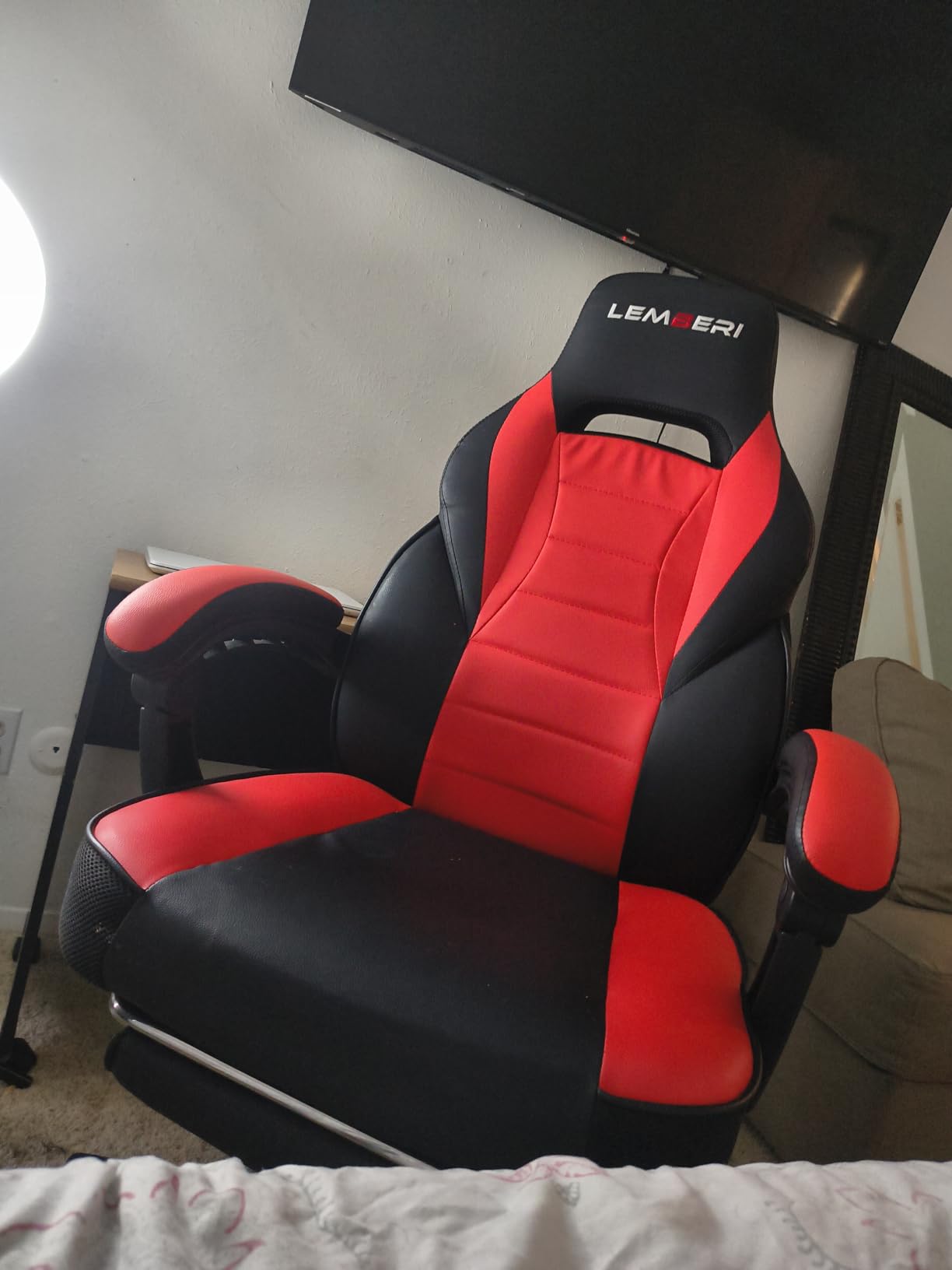 LEMBERI Gaming Chair with Footrest, Ergonomic Video Game Chair for Adults, Big and Tall Chair 400lb Weight Capacity, Racing Style Computer Gamer Chair with Headrest and Lumbar Support, PU Leather customer photo 2