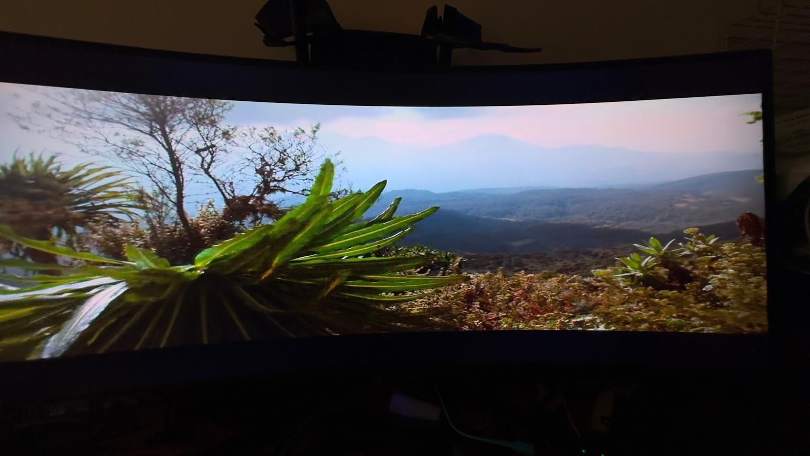 Sceptre 34-Inch Curved Ultrawide WQHD Monitor (3440 x 1440), R1500, up to 180Hz/165Hz, DisplayPort x2, 99% sRGB, 1ms, Built-in Speakers, Machine Black, 2025 (C345B-QUT168) customer photo 2