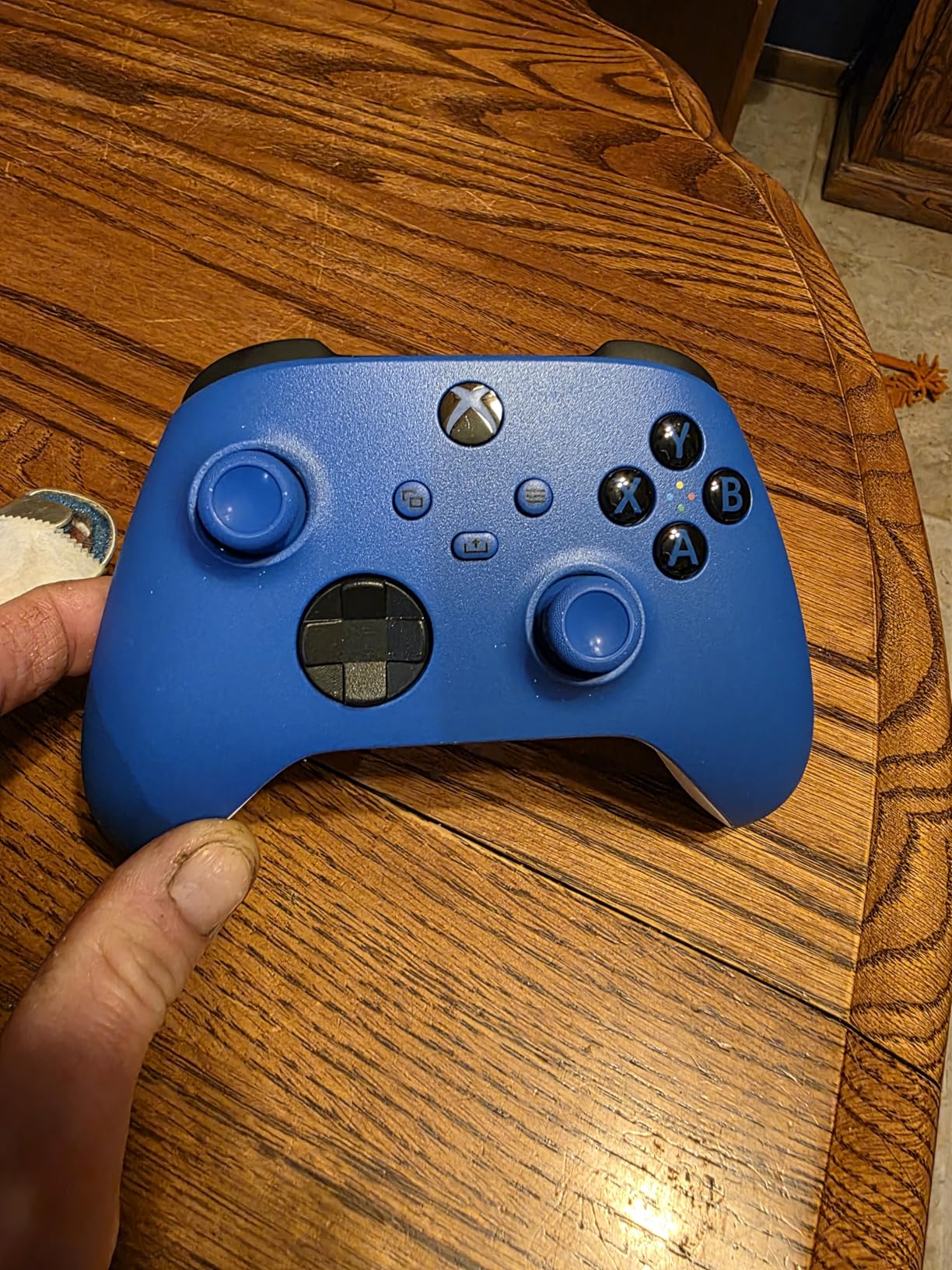 XBOX Wireless Gaming Controller | Shock Blue | Console, PC, & Android | Textured Grip | Wireless, Bluetooth, USB-C Connectivity customer photo 2