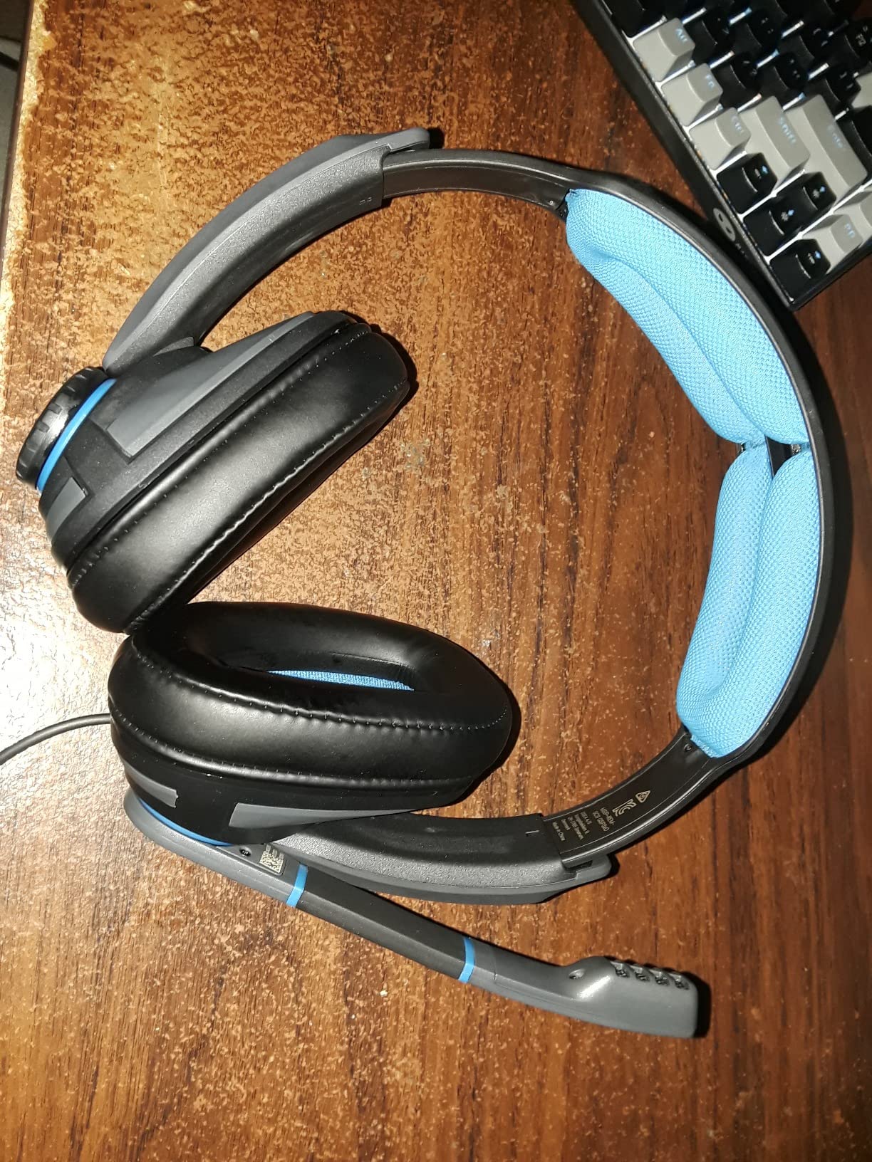 EPOS Sennheiser GSP 300 Gaming Headset with Noise-Cancelling Mic, Flip-to-Mute, Comfortable Memory Foam Ear Pads, Headphones for PC, Mac, Xbox One, PS4, Nintendo Switch, and Smartphone compatible customer photo 1