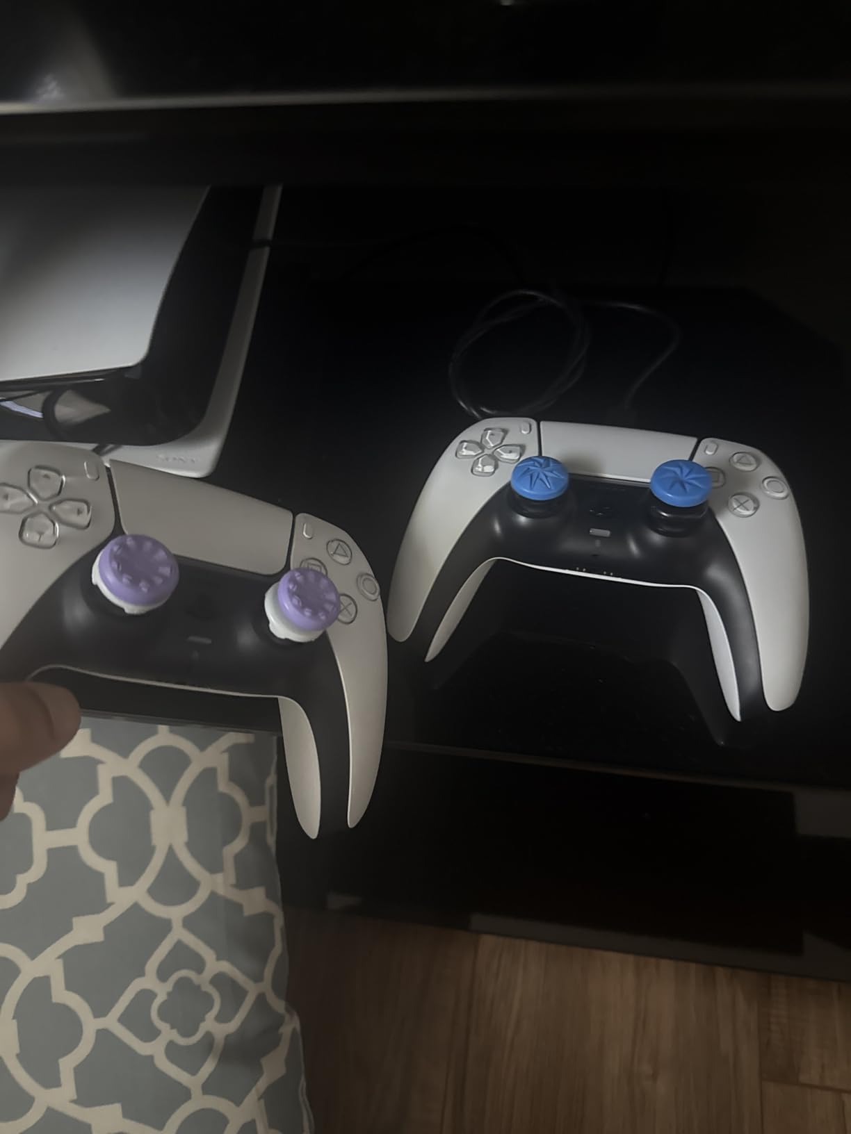 FPS Freek Edge for PlayStation 4 (PS4) and PlayStation 5 (PS5) | Performance Thumbsticks | 1 High-Rise Convex, 1 Low-Rise Convex | Blue customer photo 1