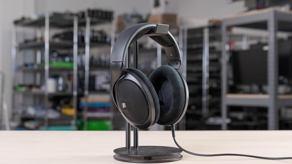 Sennheiser HD 560S Open-Back Over-Ear Wired Headphones - Neutral, Natural Sound for Music, Gaming, and Content Creation, Black customer photo 2