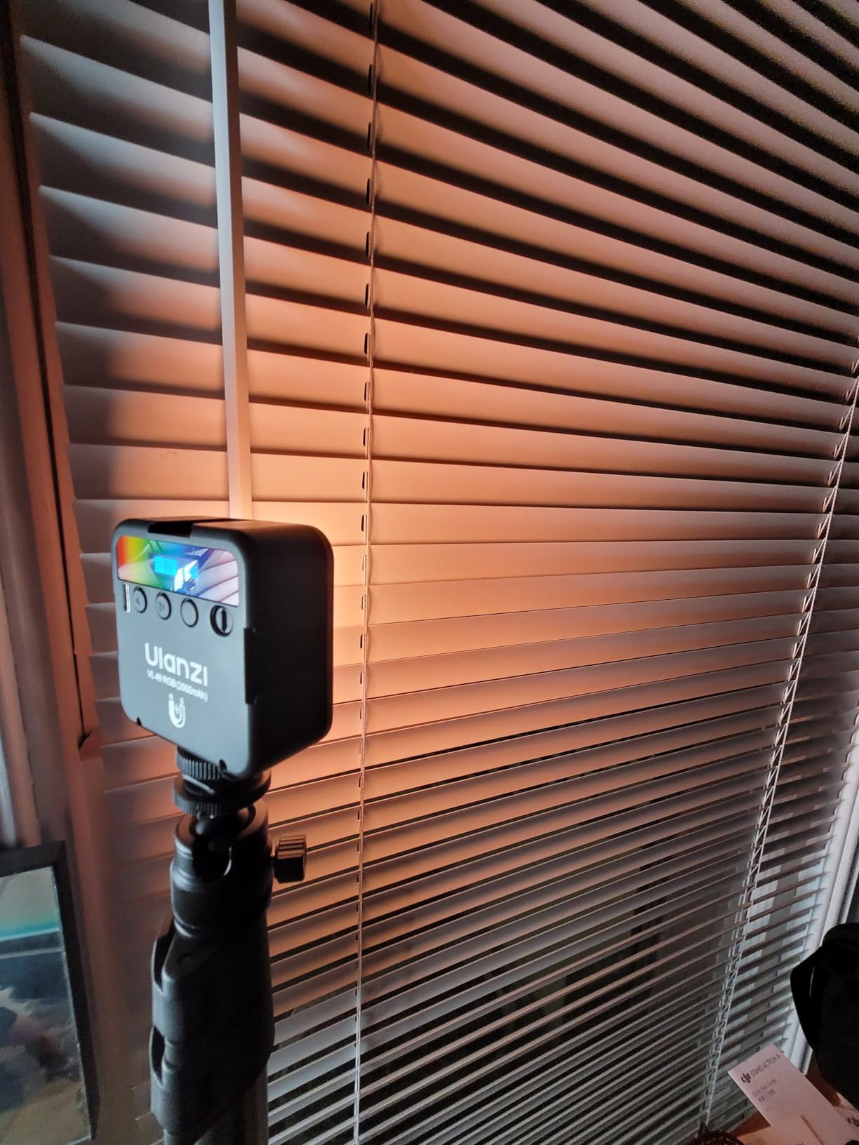 ULANZI VL49 RGB Video Lights LED Camera Light with 3 Cold Shoe & 1/4 Screw customer photo 2