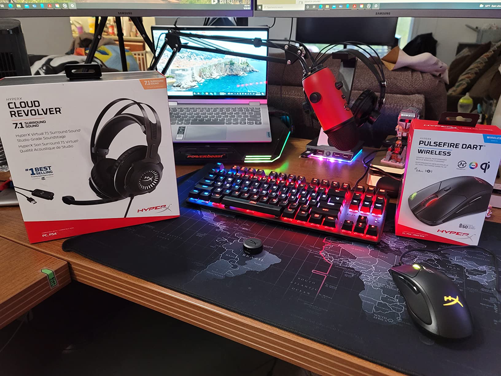 HyperX Cloud Revolver - Gaming Headset with HyperX 7.1 Surround Sound, Signature Memory Foam, Premium Leatherette, Steel Frame, Detachable noise-cancellation microphone customer photo 1