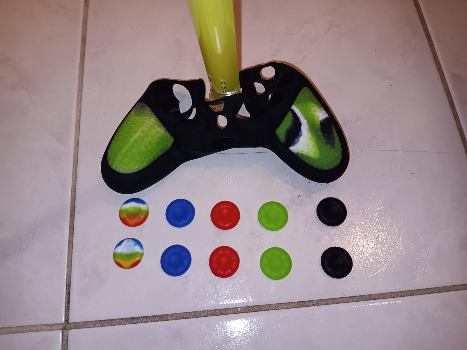 Skin for PS5 Controller, 3pcs Whole Body Vinyl Decal Cover Sticker for PlayStation 5 Controller (PS5 Controller #2) customer photo 1