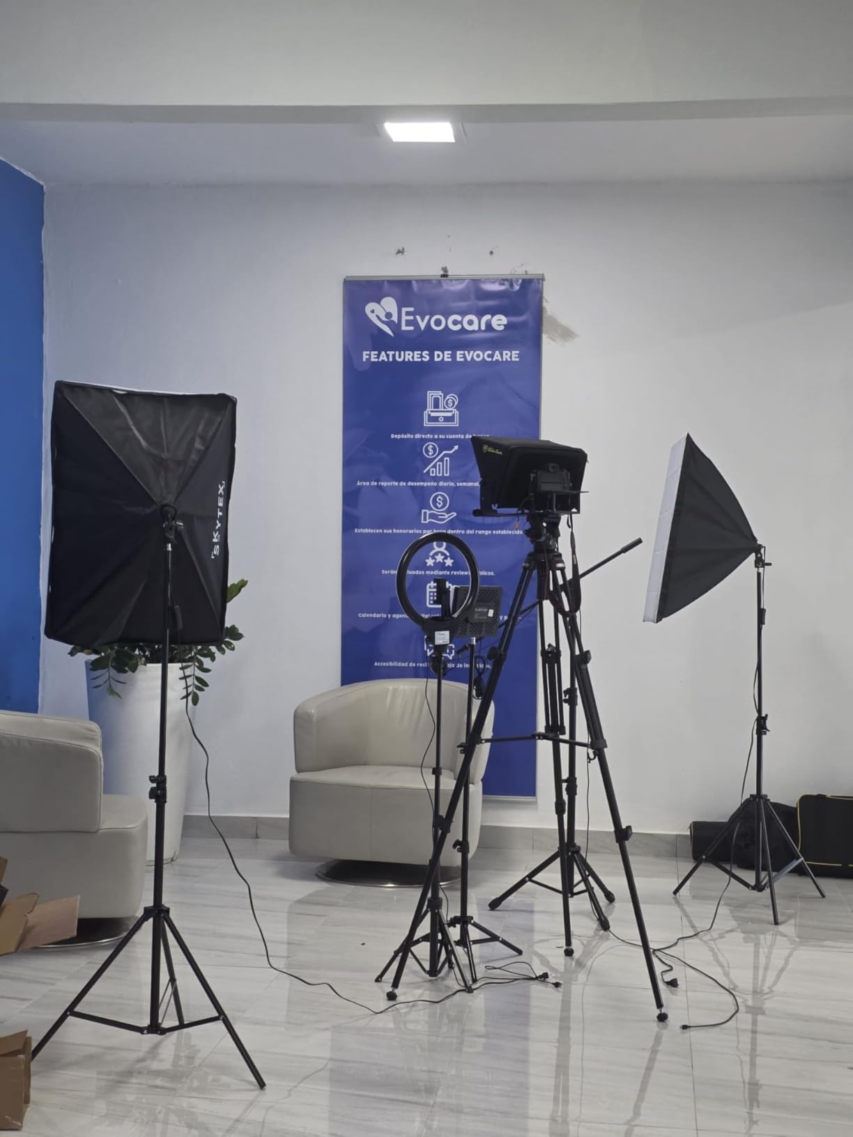 Skytex Softbox Lighting Kit 2Pack 20x28in Soft Box | 85W 2700-6400K E27 LED Bulb Continuous Photography Lighting, Photo Studio Lights Equipment for Camera Shooting, Video Recording customer photo 2