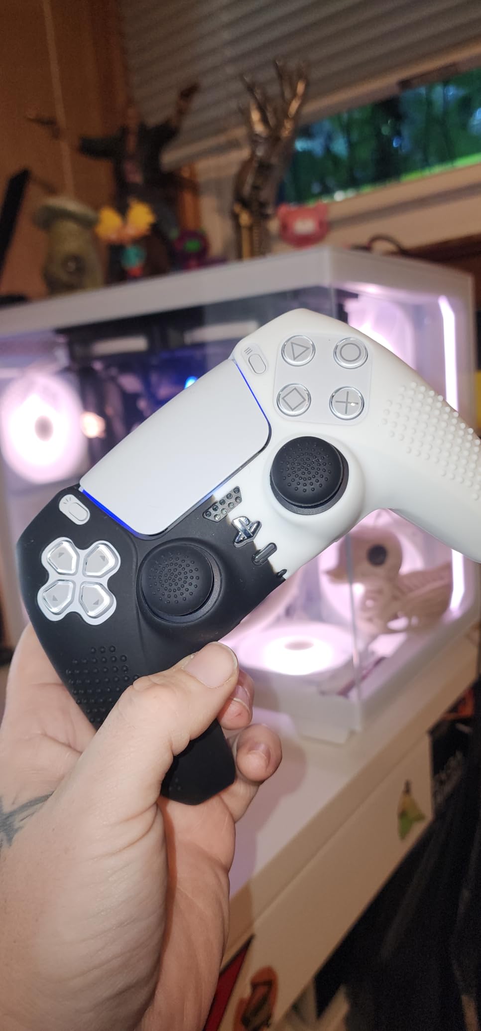 PS5 Controller Skin, Anti-Slip Soft Silicone Protective Cover Case for PlayStation 5 Controller Grip Accessories, 2 Pack with 8 x Thumb Grip Caps (Black&White) customer photo 2