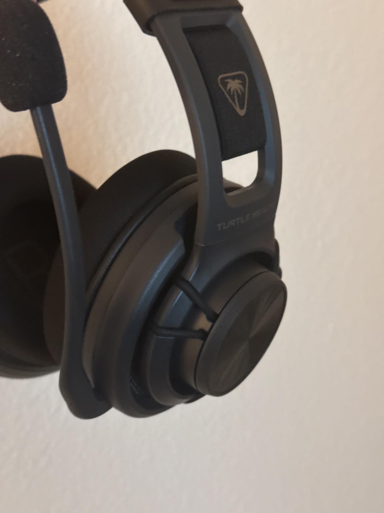 Turtle Beach Atlas Air Wireless Open Back PC Gaming Headset - PC, PS5, PS4, Mobile - 24-bit High-Fidelity Audio, Broadcast Grade Mic, Bluetooth, Floating Earcup, Memory Foam Cushions, 50-Hr Battery customer photo 2