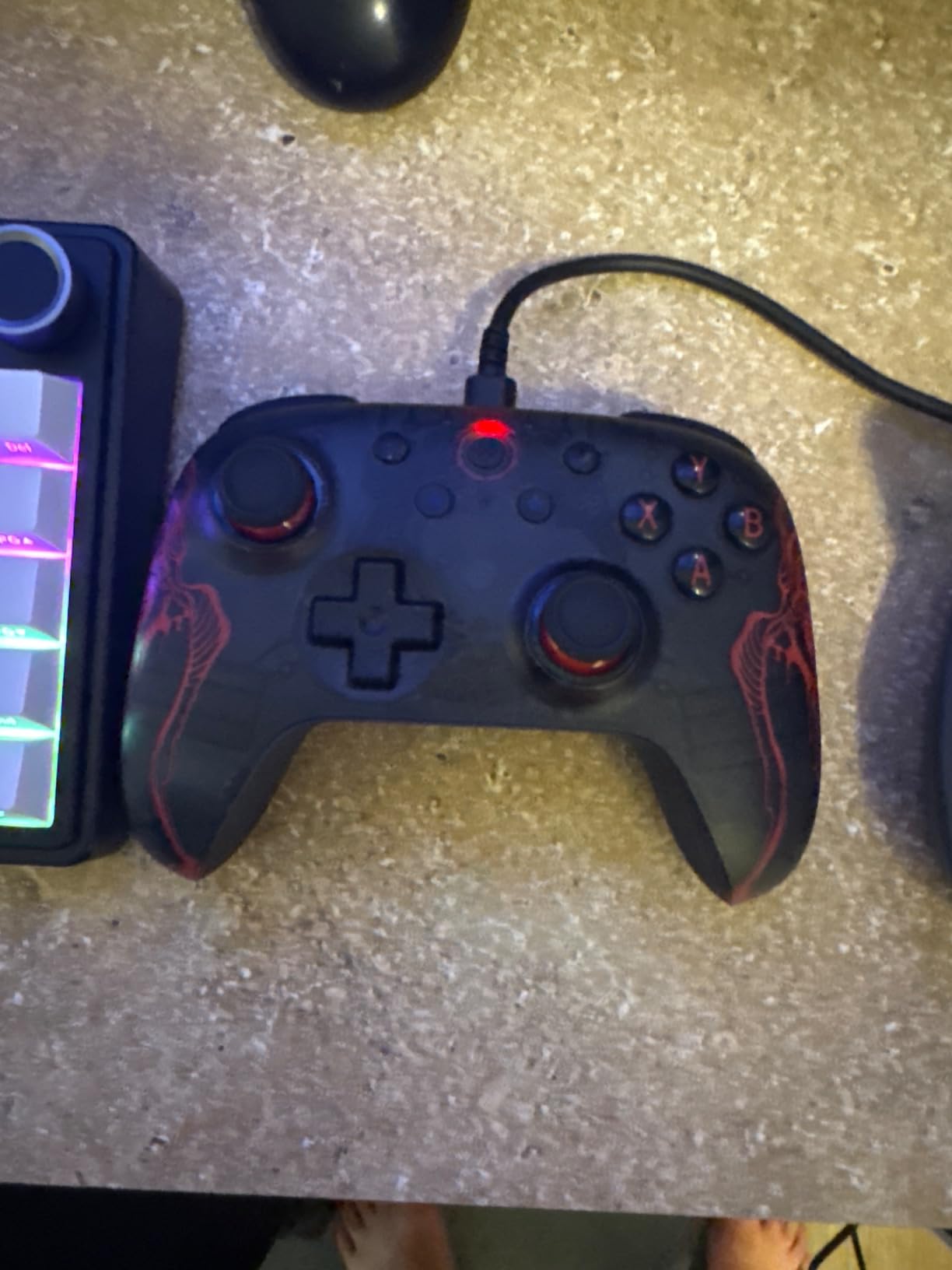 8BitDo Ultimate 2C Wired Controller for Windows PC and Android, with 1000Hz Polling Rate, Hall Effect Joysticks and Hall Triggers, and Remappable L4/R4 Bumpers (Purple) customer photo 2