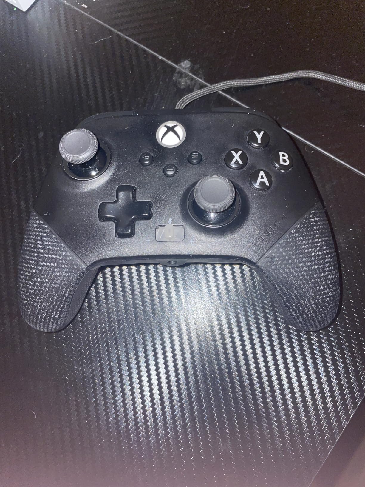 PowerA FUSION Pro 4 Wired Controller for Xbox Series X|S, adjustable height thumbsticks, hall effect thumbsticks, mappable buttons, officially licensed, works with Xbox One and Windows 10/11 customer photo 1