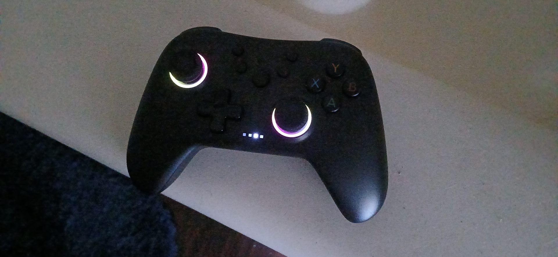 AceGamer Aurora II 2.4G Wireless Bluetooth Controller for PC/Android/Switch/iOS/Switch 2/Steam Deck with Rotary Motors, RGB Hall Effect Joysticks - Upgraded PC Gaming Controller and Back Buttons Lock customer photo 2