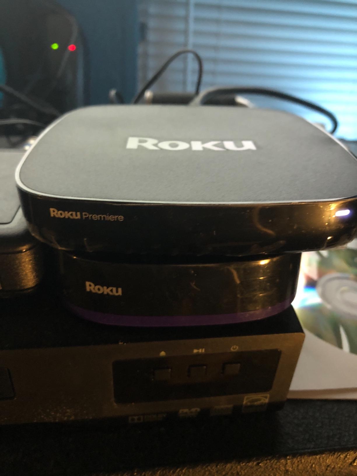 Roku Premiere - HD and 4K UHD Streaming Media Player customer photo 1