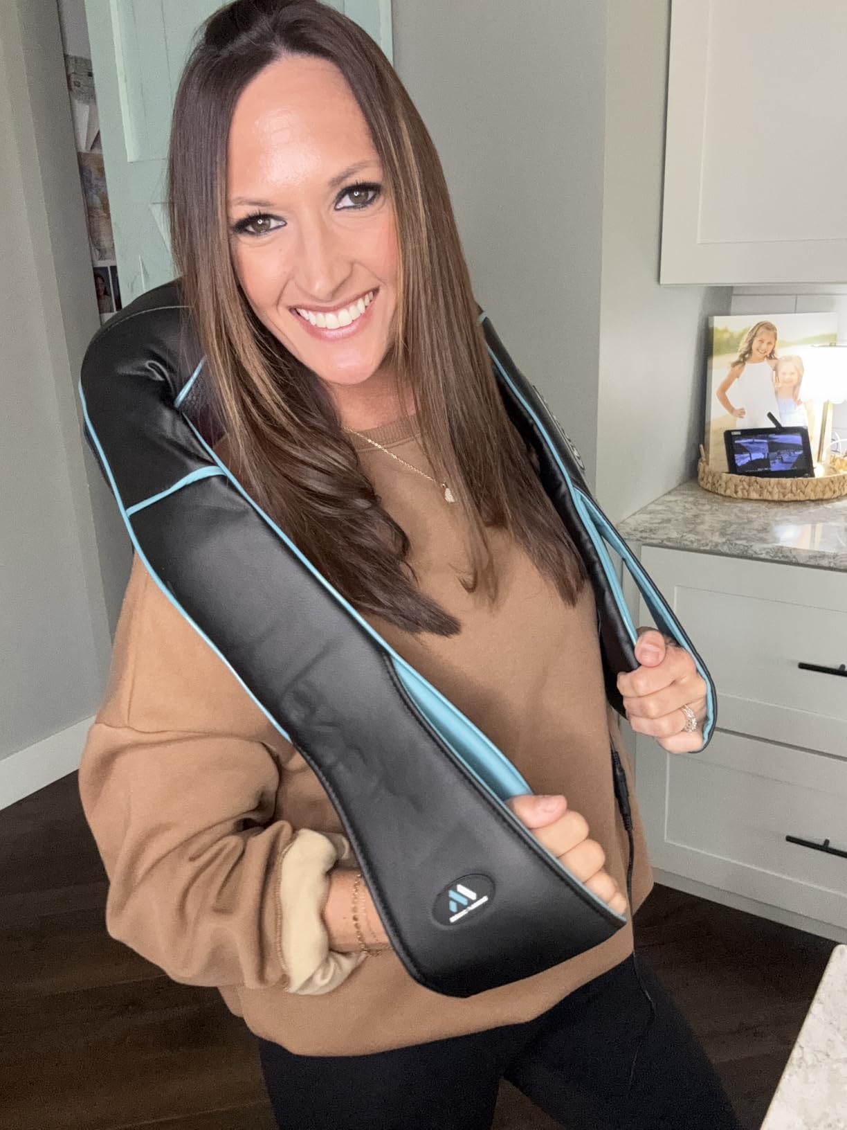 MagicMakers Shiatsu Neck Massager with Heat for Pain Relief Deep Tissue - Christmas Men Gift for Women, Mom, Dad, Her, Him - Fathers Day Dad Gifts, Amazing Back & Shoulder Relief from Daughter or Son customer photo 1