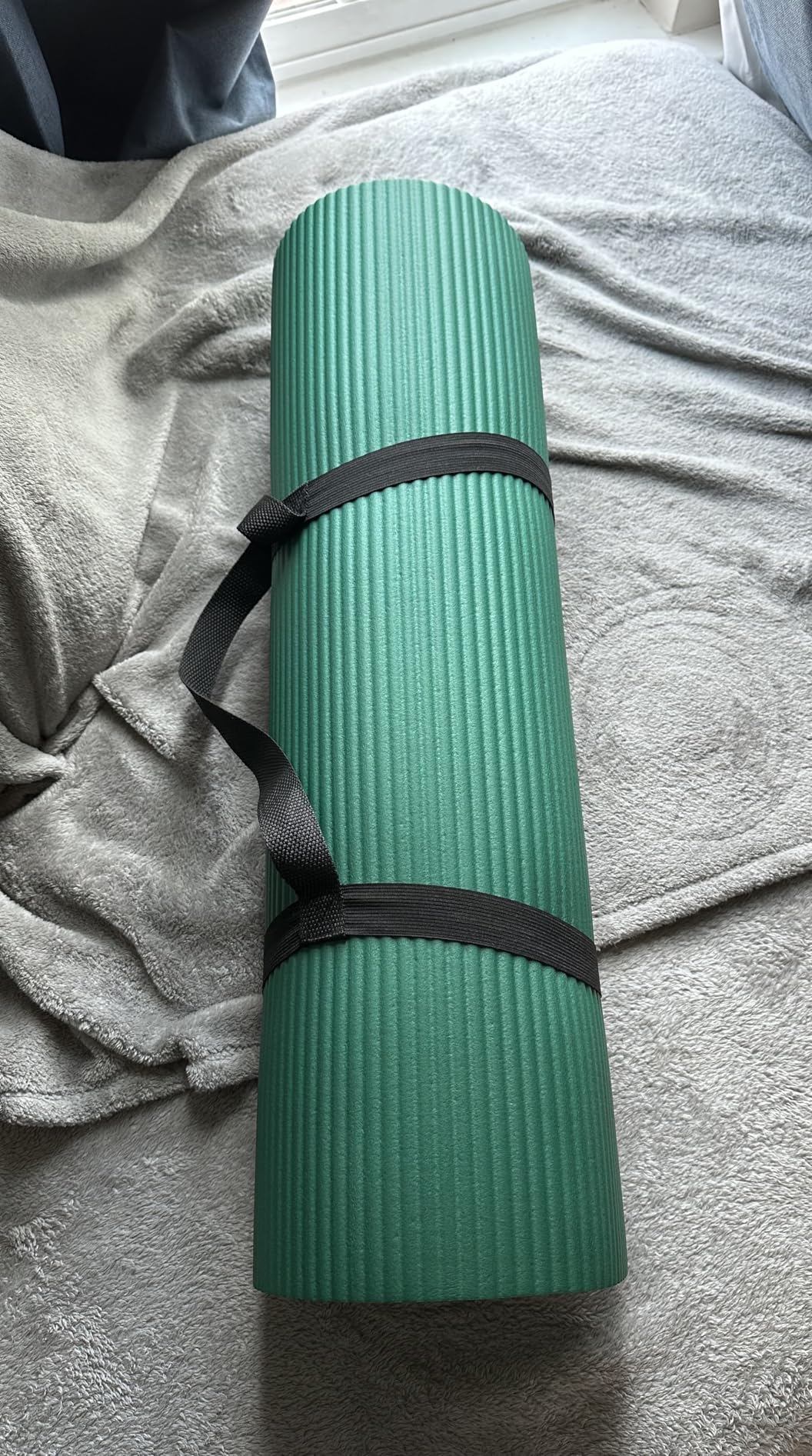Gaiam Yoga Mat, Pilates & Exercise Mat, Thick Mat 2/5
