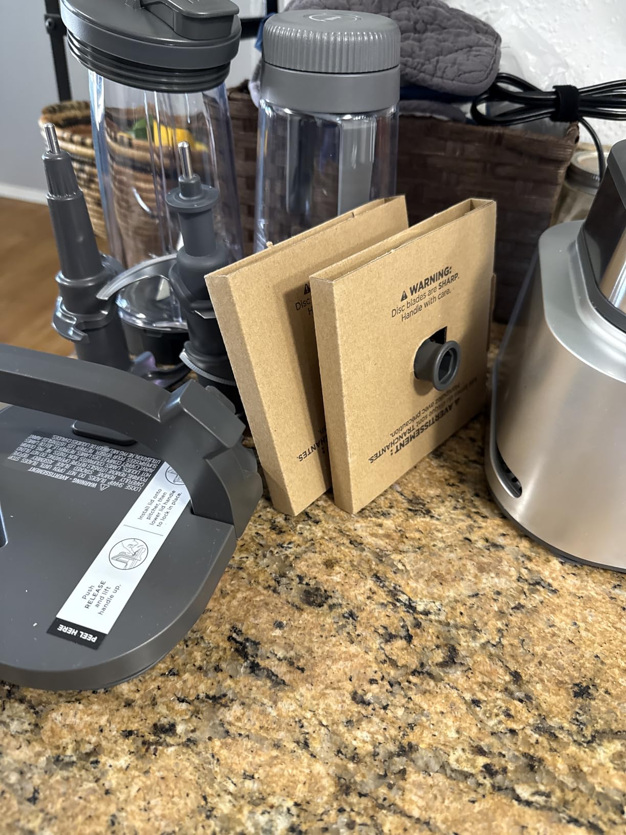 Ninja Foodi Power Blender System with 72-oz Pitcher & To-Go Cups, 6 Functions (SS401) customer photo 2