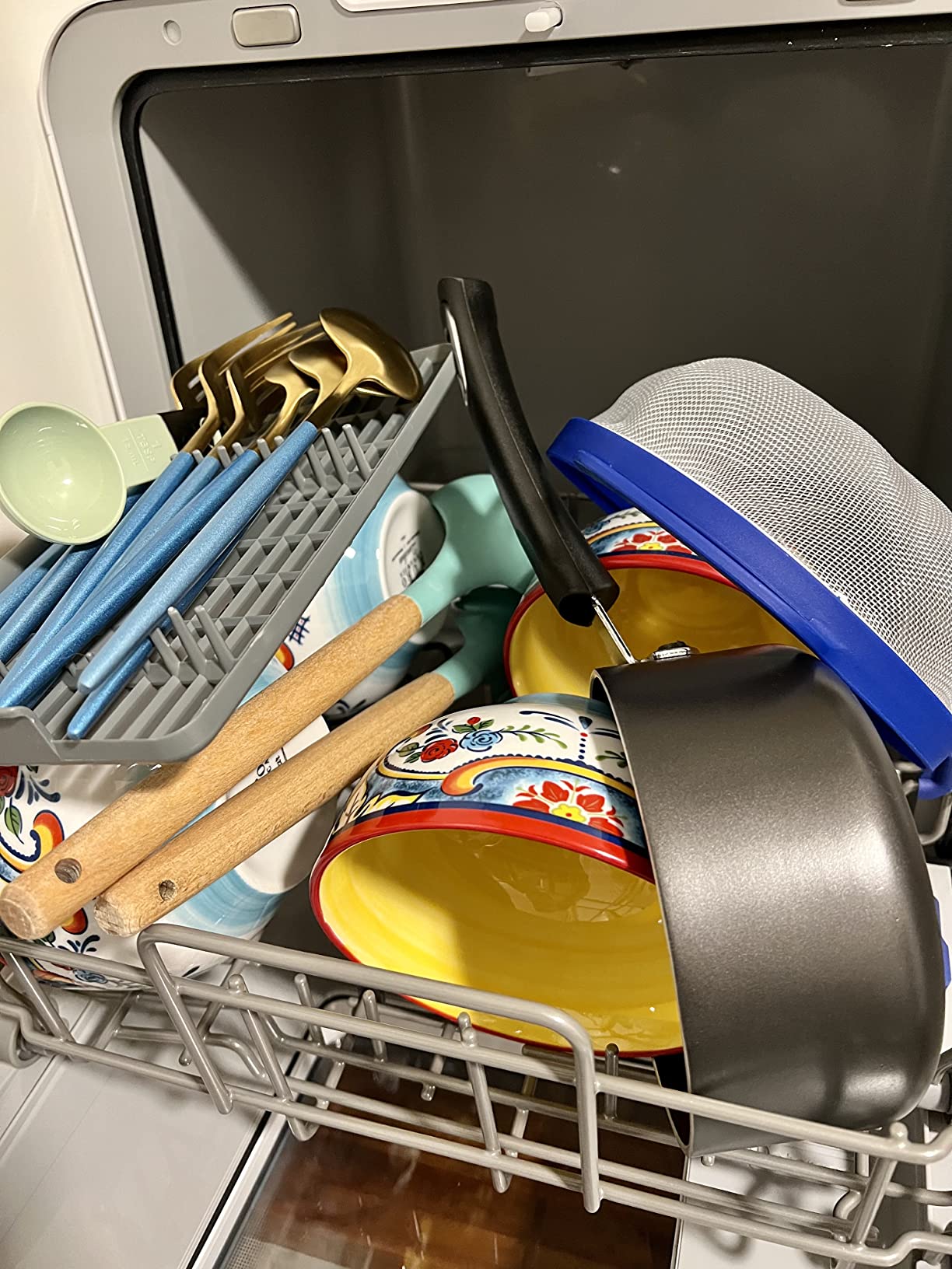 COMFEE' Countertop Dishwasher, Portable Dishwasher with 6L Built-in Water Tank, Mini Dishwasher with More Space Inside, 7 Programs, UV Hygiene, Auto Door Open customer photo 2