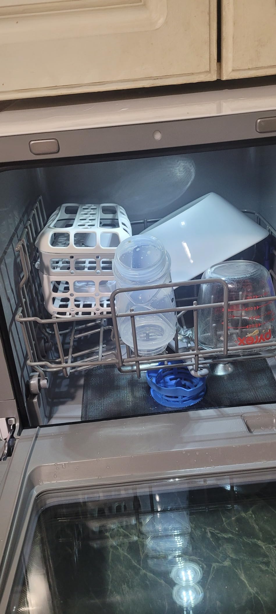 COMFEE' Portable Mini Dishwasher Countertop with 1.32Gal Built-in Water Tank for Apartments and RVs, No Hookup Needed, 6 Programs, 360° Dual Spray, 162°F High-Temp customer photo 2