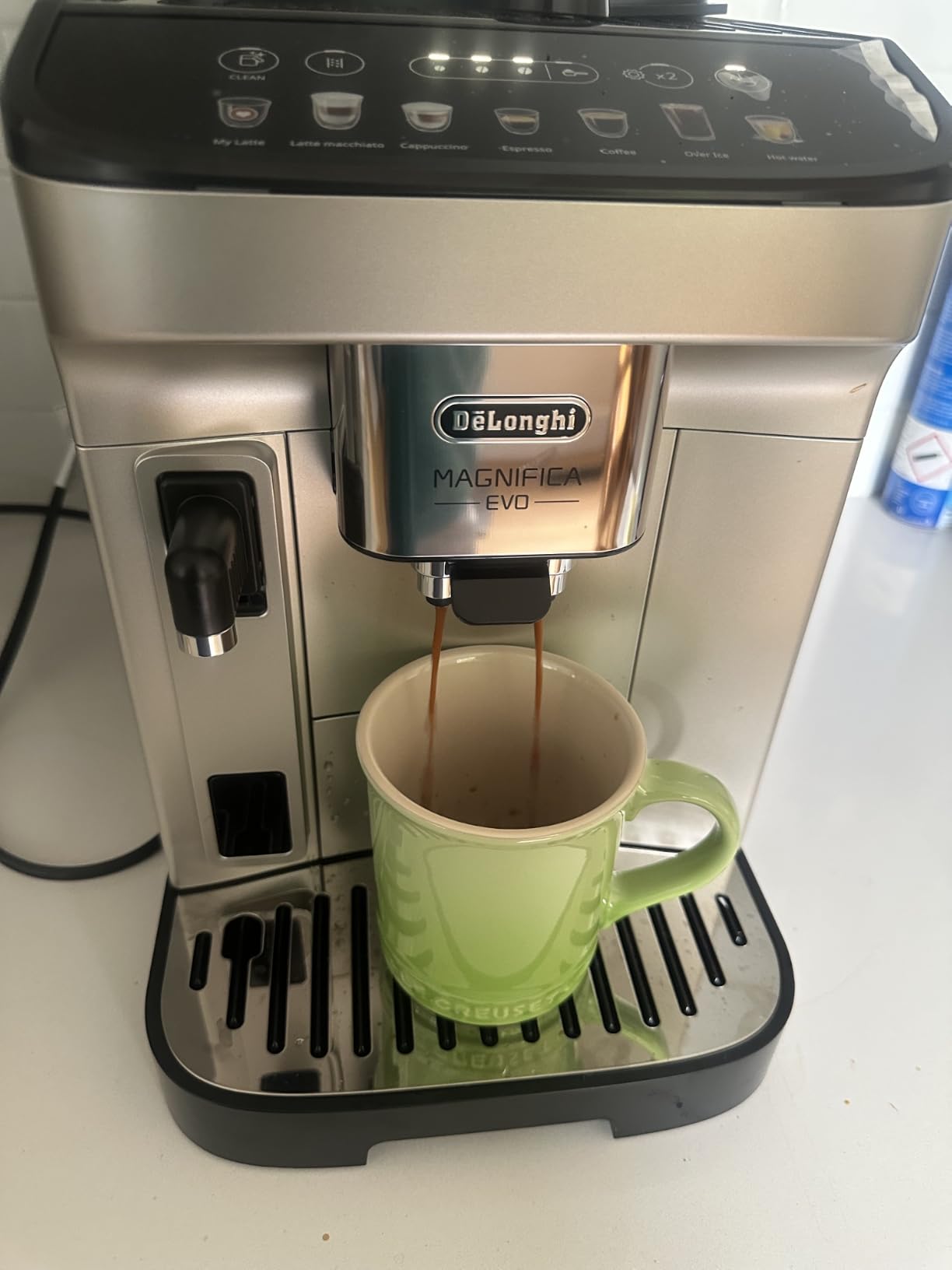 De'Longhi Magnifica Evo Automatic Espresso & Coffee Machine with Auto Milk Frother, Built-in Grinder & Auto-Clean Function - ECAM29084SB, Silver customer photo 2