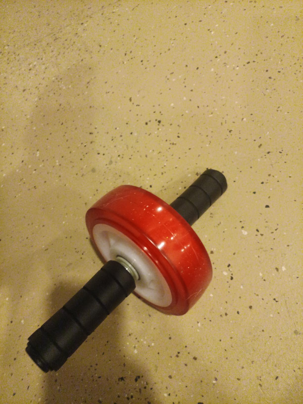 Ab Roller Wheel, Core Exercise Equipment - 880 lbs Weight Capacity, No Noise Ab Wheel for Home Gym Workout customer photo 1