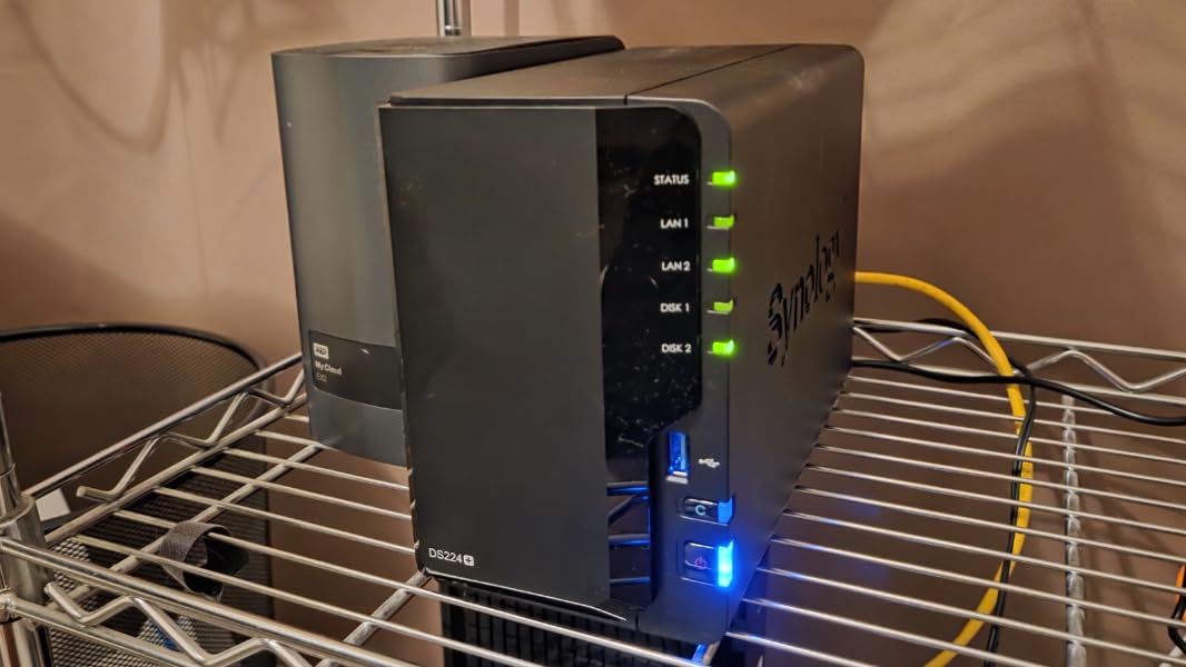 Synology DS423 Family & Business Backup (4-Bay Diskless NAS) customer photo 1