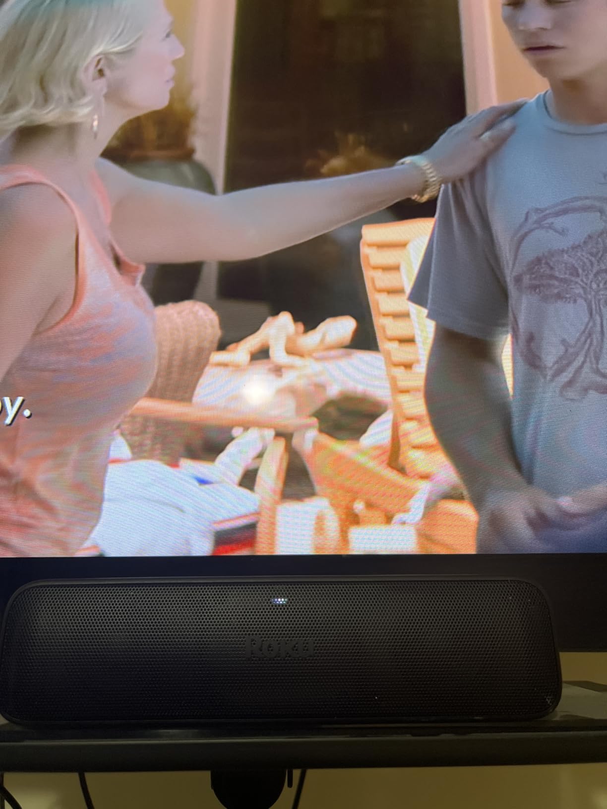 Roku Streambar SE | 2-in-1 TV Soundbar with Built-in 4K/HD/HDR Streaming, Premium Speakers, & Enhanced Speech Clarity for Crisp, Clear Dialogue - Quick Guided Simple Setup customer photo 2