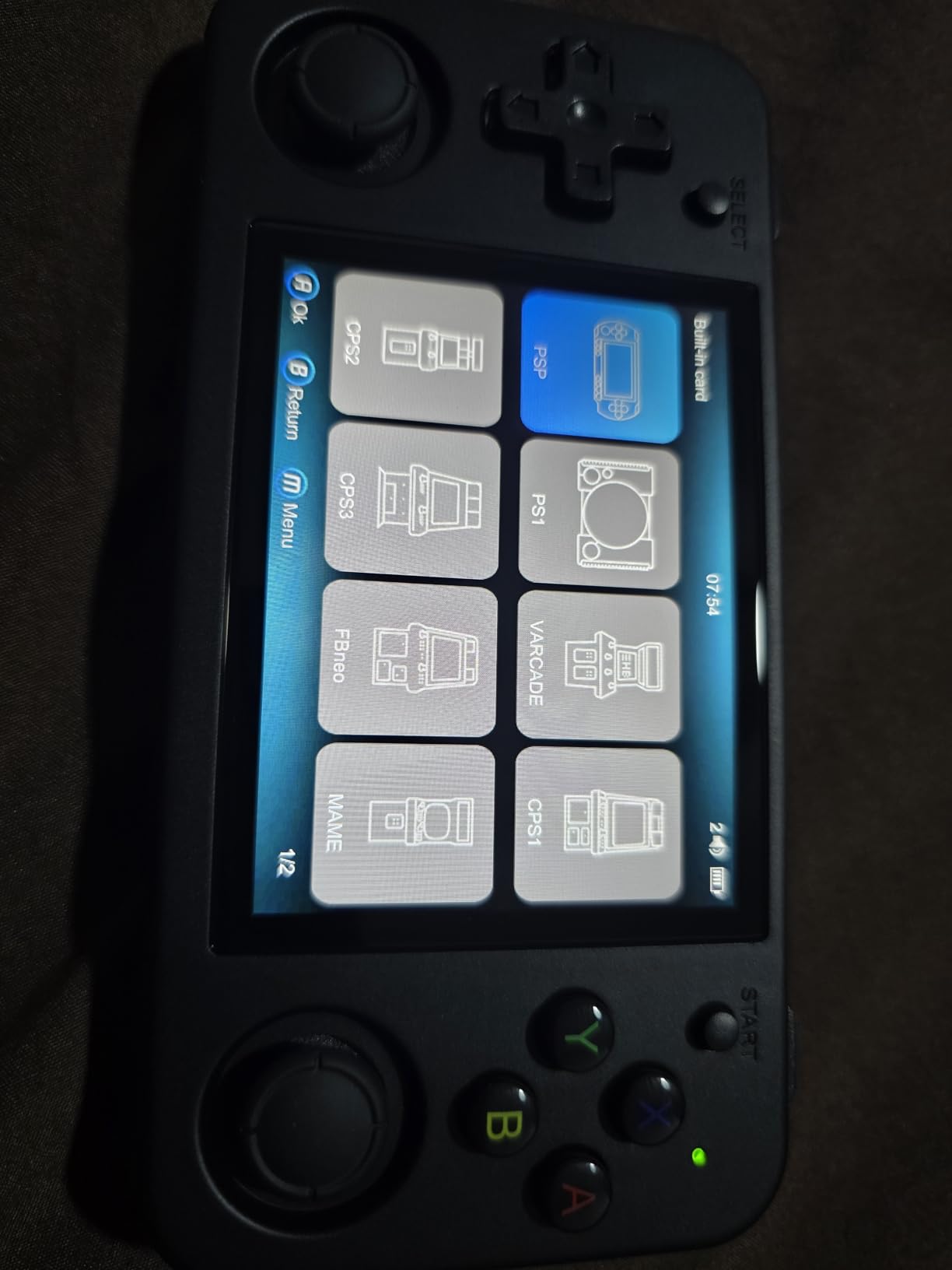 RG35XX H, Anbernic Retro Handheld Gaming Console with 64GTF Card, Dual Joystick Design 3.5-inch HD Screen Lasts up to 8 Hours High-Capacity Battery for Better Experience (64G White) customer photo 2