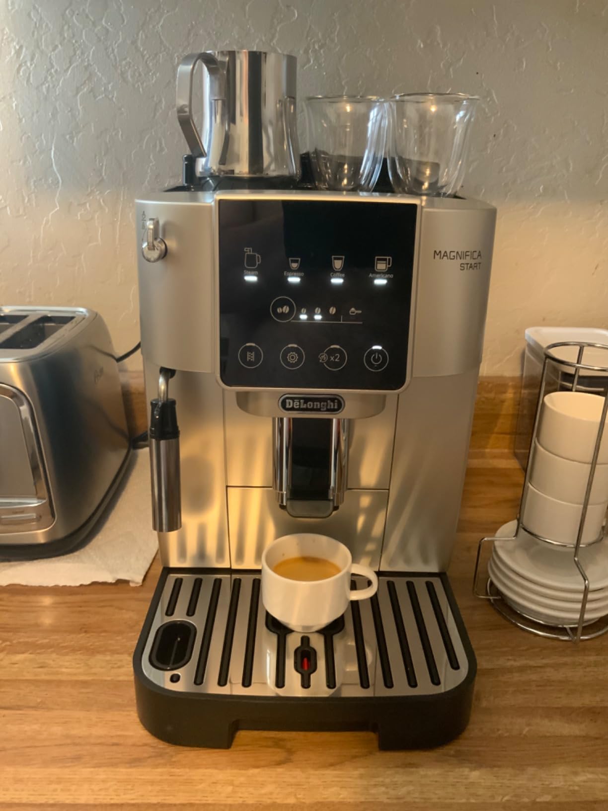 De'Longhi Magnifica Start Automatic Espresso Machine with Manual Milk Frother & Built-in Grinder customer photo 2