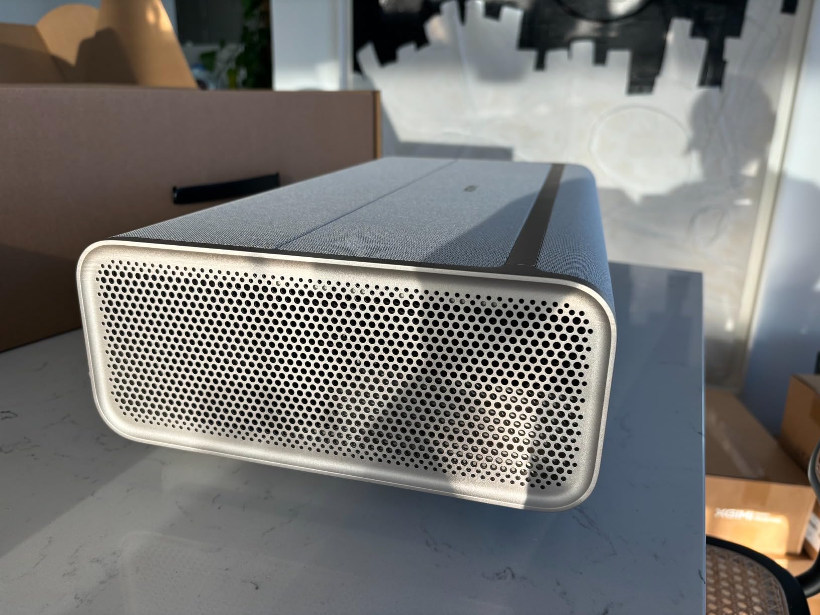 Xgimi AURA 2 UST Laser Projector, Dolby Vision, IMAX Enhanced, 1,000,000:1 Dynamic Contrast Ratio, 0.177:1 Throw Ratio, Harman Kardon, 2300 Lumens customer photo 2