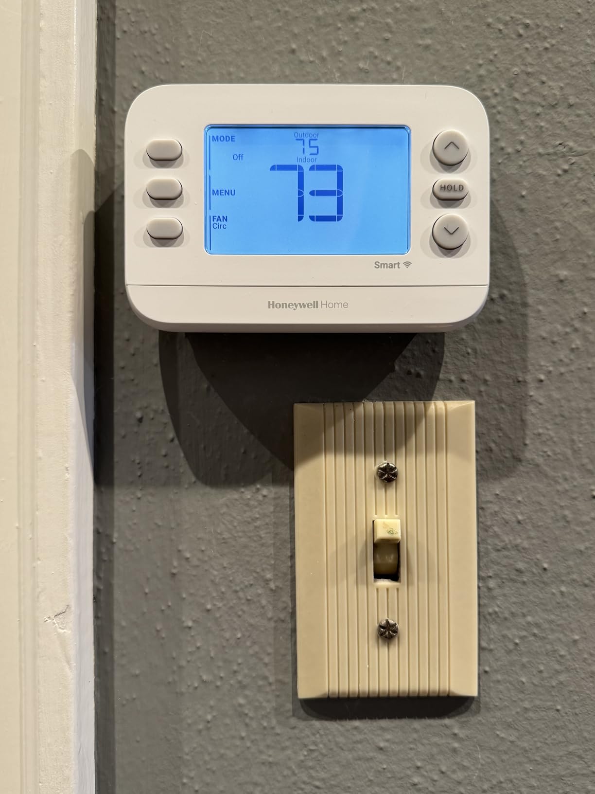 Honeywell Home X2S Smart Wi-Fi Thermostat, Gray | Conventional/Heat Pump Compatibility, Thermostat for Home customer photo 2