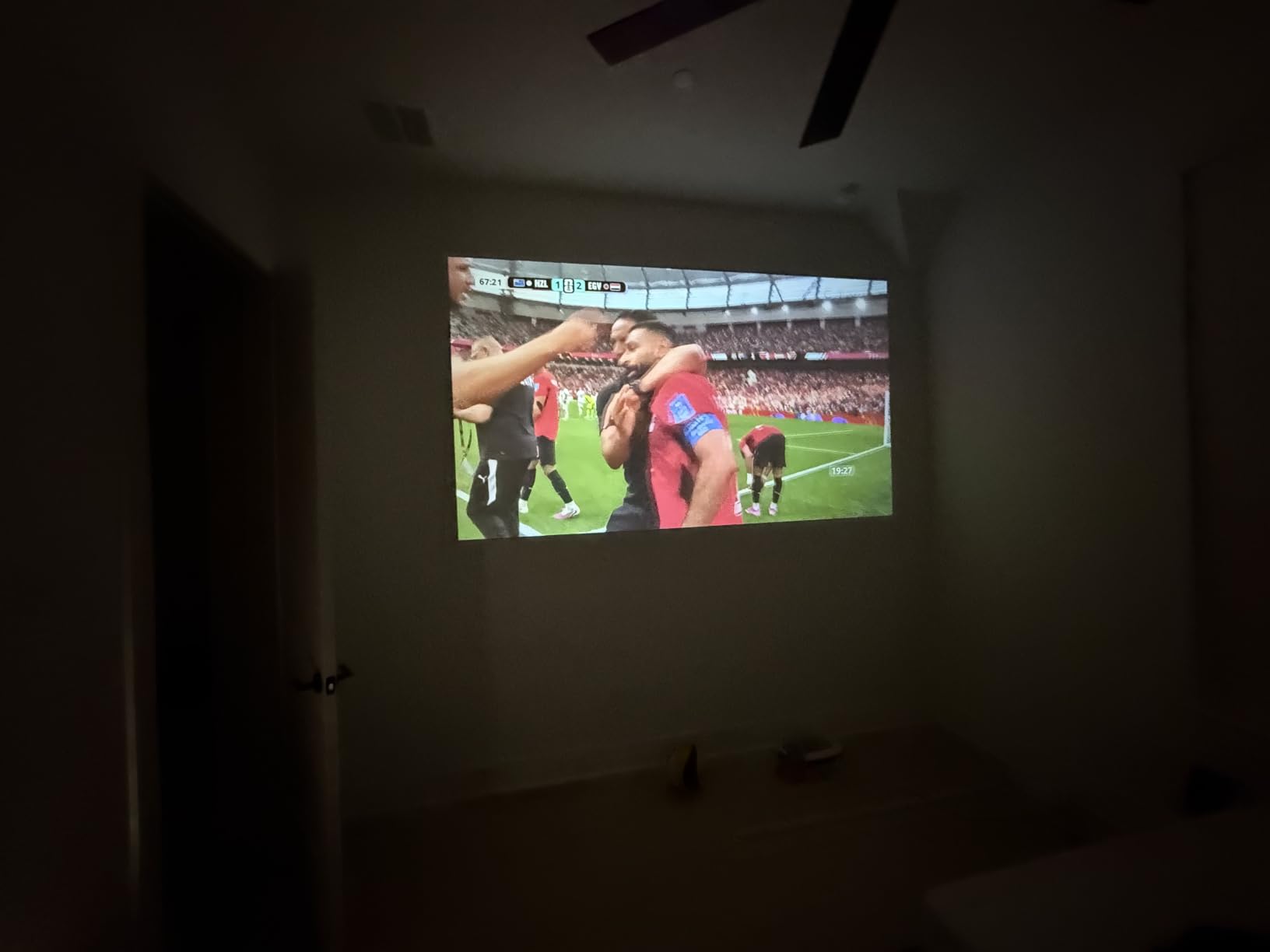 XuanPad 4K Support Smart Mini Projector with WiFi and Bluetooth, Portable Native 1080P Outdoor Projector with 360 Degree Stand customer photo 1
