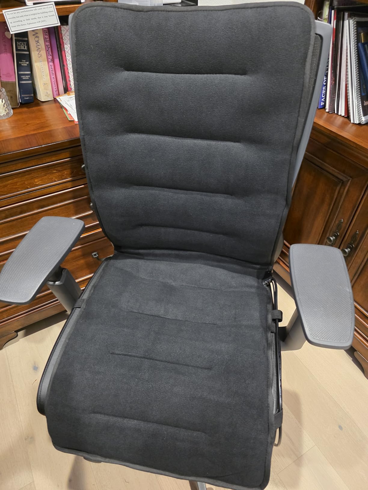Heated Seat Cushion for Office - 12V Chair Heating Pad - Thick Seat Warmer with 7 Temp Levels & 12H Timer - Fast Heated Cover for Back, Hips Etc. Gift Packaging (Black) customer photo 2
