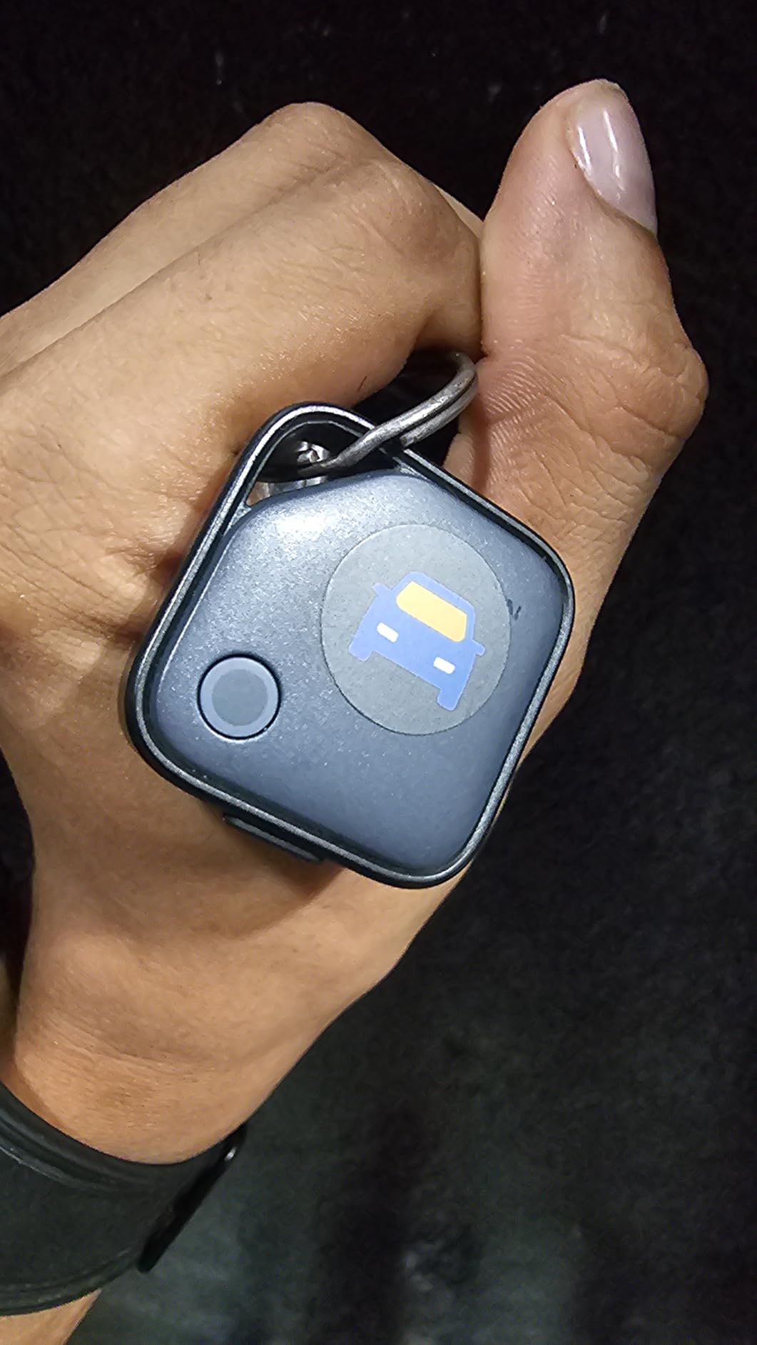 UGREEN Finder Duo (iOS and Android) Air Tracker Tags 4 Pack, Rechargeable Android Tracker Tags Bluetooth Key Finder Compatible with iOS and Android for Keys, Luggage and More customer photo 2