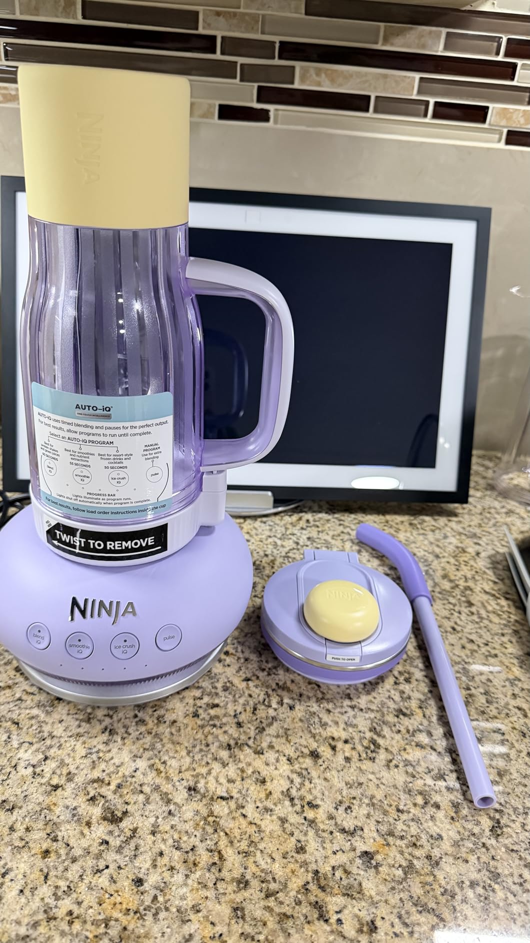Ninja Blendboss | Personal Blender for Smoothies & Frozen Drinks | 26oz Travel Tumbler with LeakProof Lid, Chug Spout & Detachable Straw | Auto-iQ Technology | Cyberspace | DB351CY customer photo 2