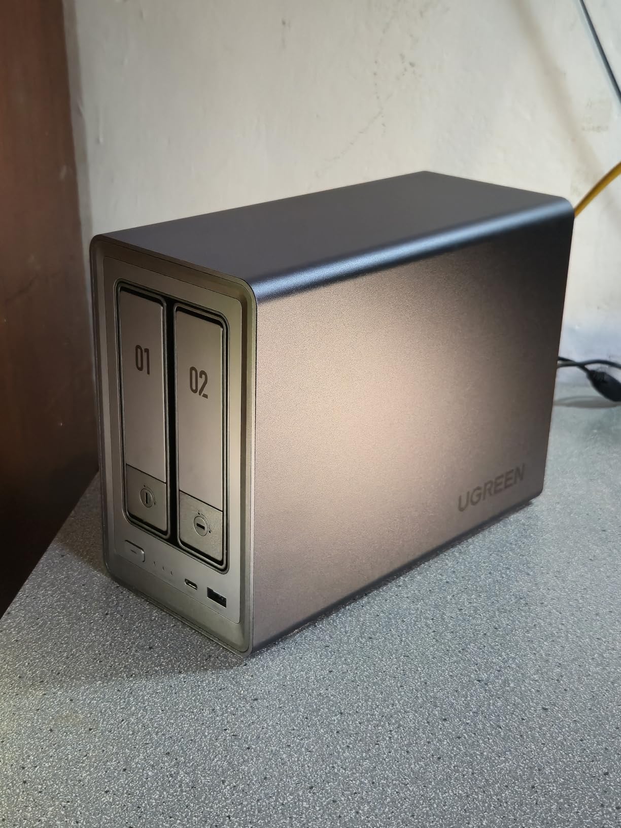 UGREEN NASync DXP4800 Pro 4-Bay Desktop NAS, Intel Core i3-1315U 6-Core, 8GB DDR5 RAM, 128GB SSD, 10GbE, 2.5GbE, 2X M.2 NVMe, 4K HDMI (Diskless) customer photo 2