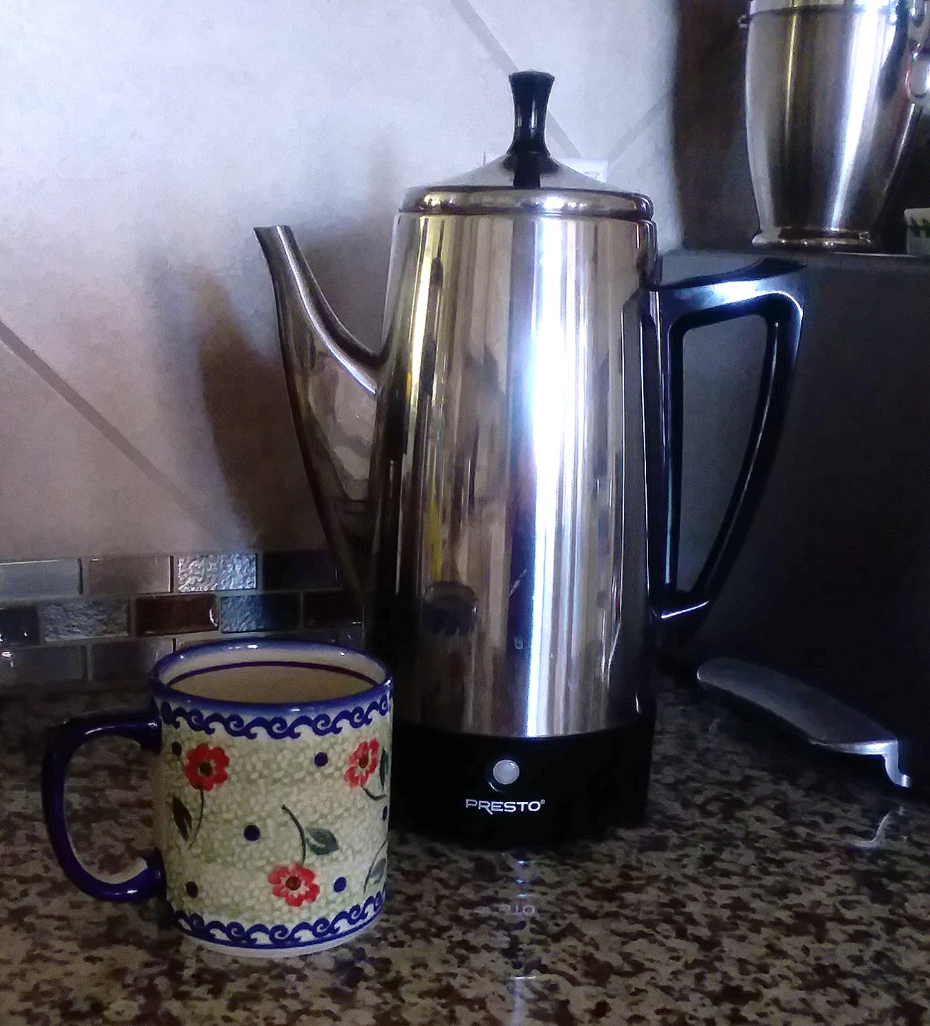 Presto 02822 Stainless Steel 6-Cup Electric Coffee Percolator customer photo 2