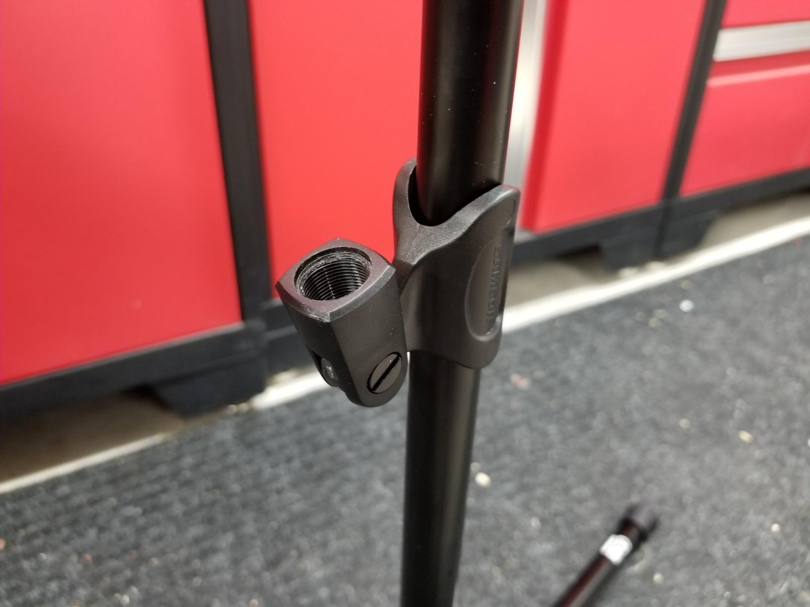 Samson MK10 Lightweight Boom Stand, Steel Construction with Tripod Base and Adjustable Height for Recording and Performances customer photo 2