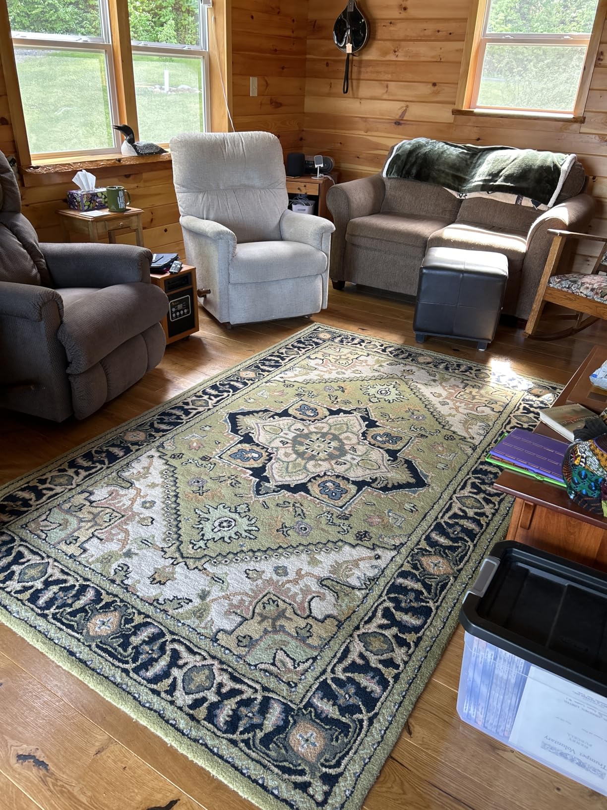 SAFAVIEH Area Rug 9x12 - Heritage Collection - Large - Red, Handmade Wool, Traditional Oriental Medallion Design, Ideal for Living Room, Bedroom, Dining Space (HG625A) customer photo 1