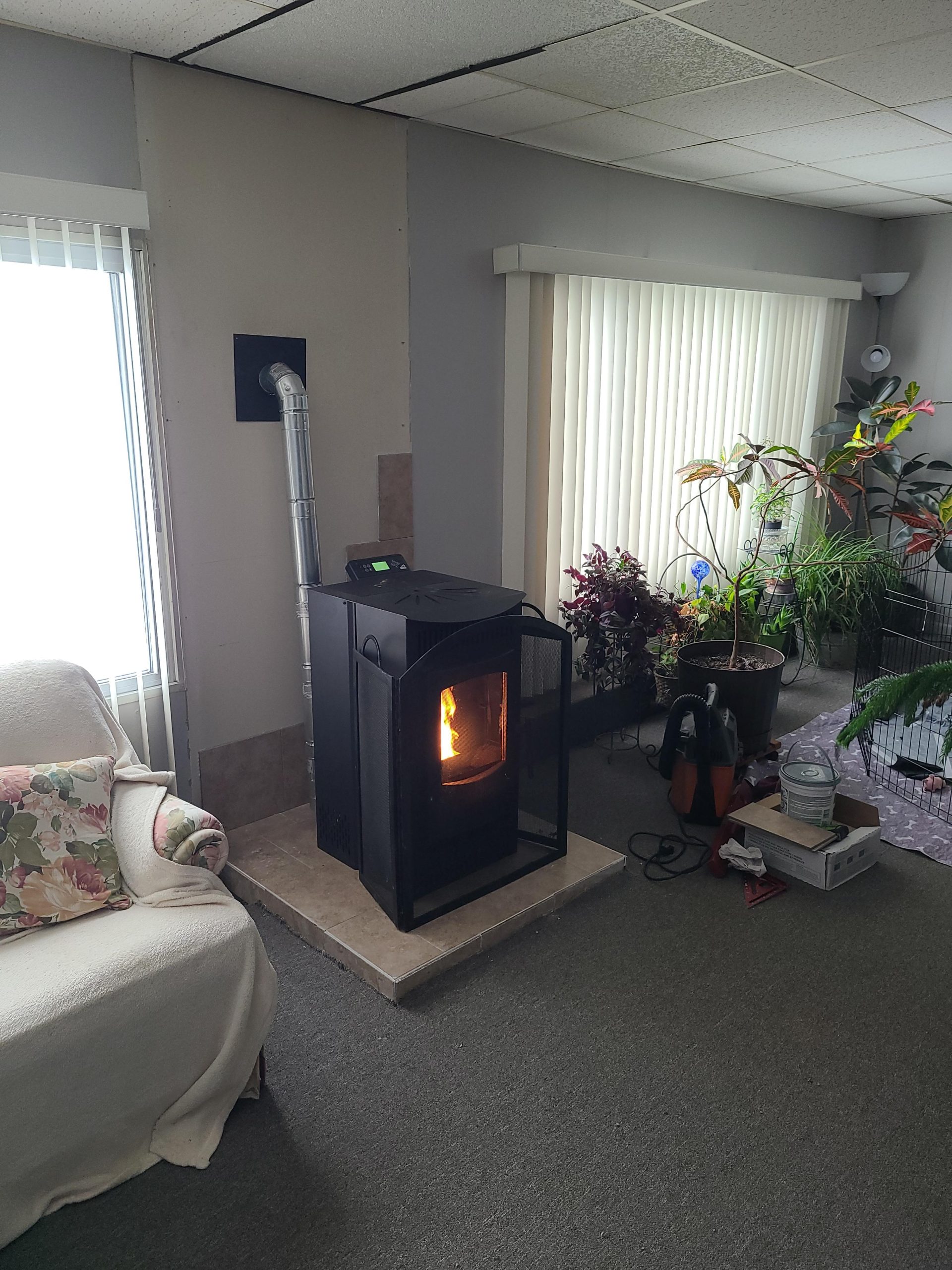 Castle Wood Pellet Stove Serenity 12327 Indoor Heating Temperature Control customer photo 2