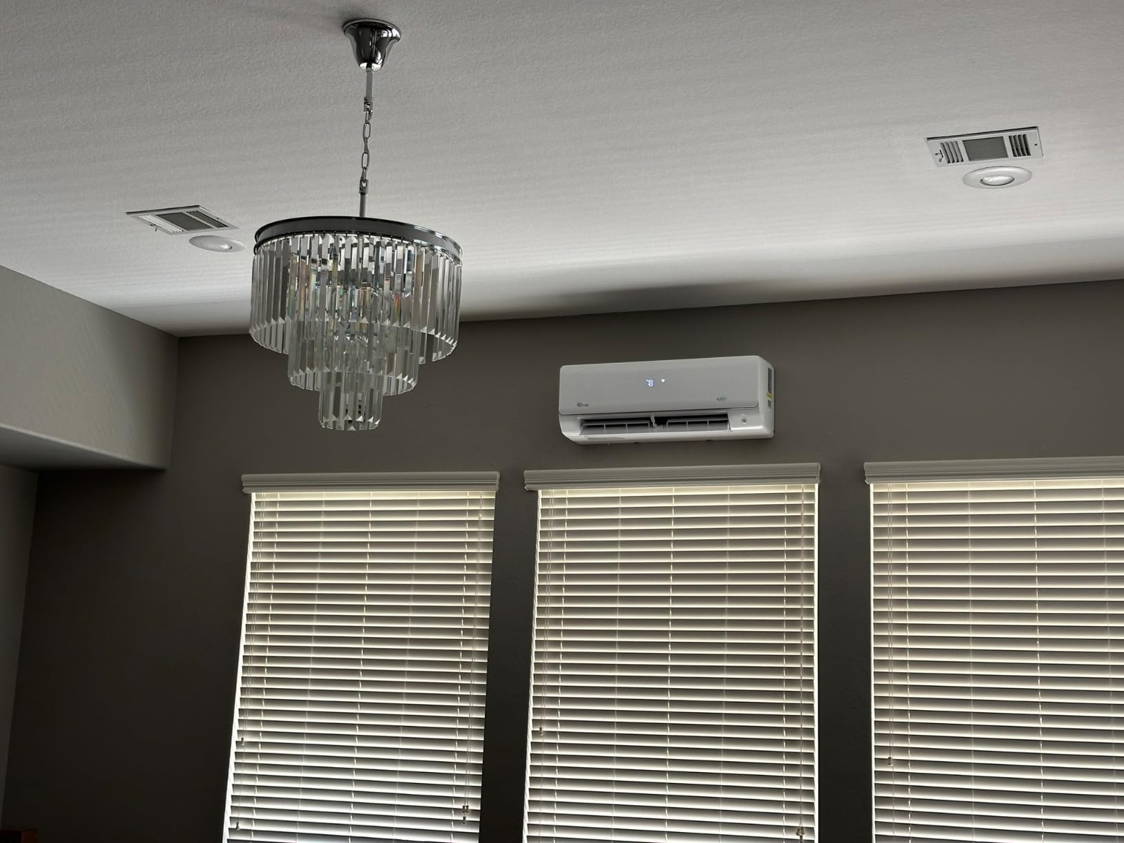 Senville SENA-30HF/T Tri Zone Mini Split Air Conditioner Heat Pump, 28000 BTU, Works with Alexa, White customer photo 1