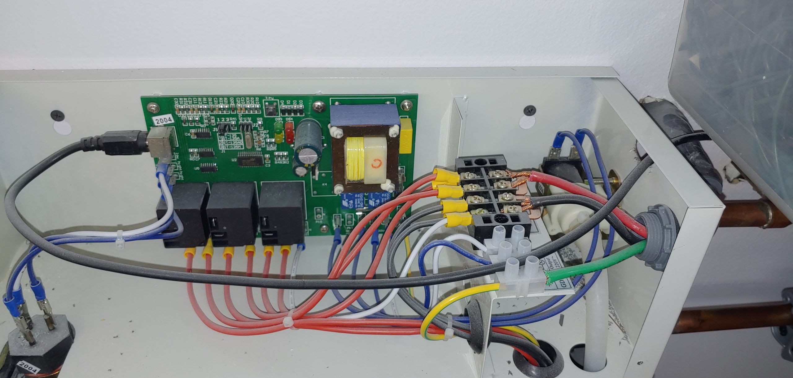 CGOLDENWALL 6KW Luxury Self-draining Steam Generator Shower Sauna Bath Home Steam Bath Spa Generator with waterproof Control and Auto Drain 95-131F For Max space heating 6 m3 (212 ft3) customer photo 2