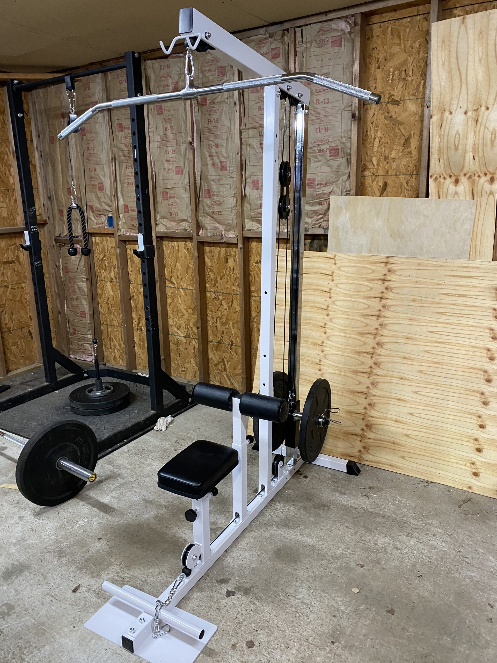 DF910 LAT Pull-Down Machine - 500 LBS Capacity - LAT Tower Cable Machine with High and Low Row Pulley Station - for Standard and Olympic Plates - Home Gym Fitness Equipment by Deltech Fitness customer photo 2