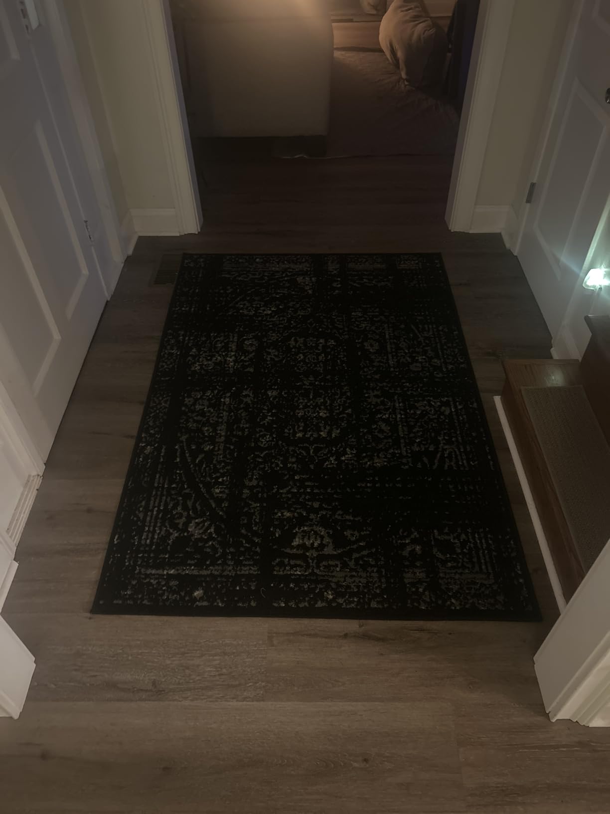nuLOOM Arlena Black Medallion Power Loomed Area Rug, 8' x 10' customer photo 1