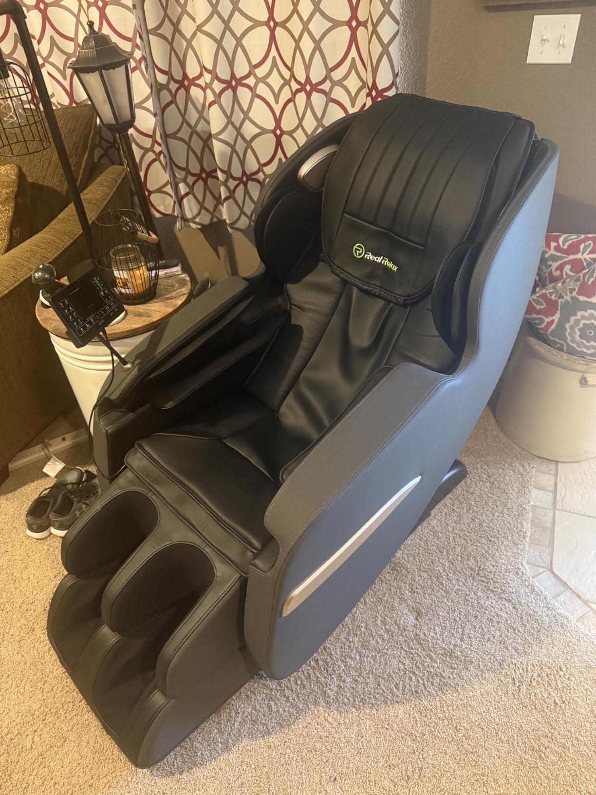 Real Relax 2026 Upgraded 2D SL-Track Massage Chair, Recliner Full Body Zero Gravity with 8 Auto Modes and Upgraded LCD Screen, Added Voice Broadcast, Headrest Cushion, Child Lock and Pause Button, Black customer photo 1