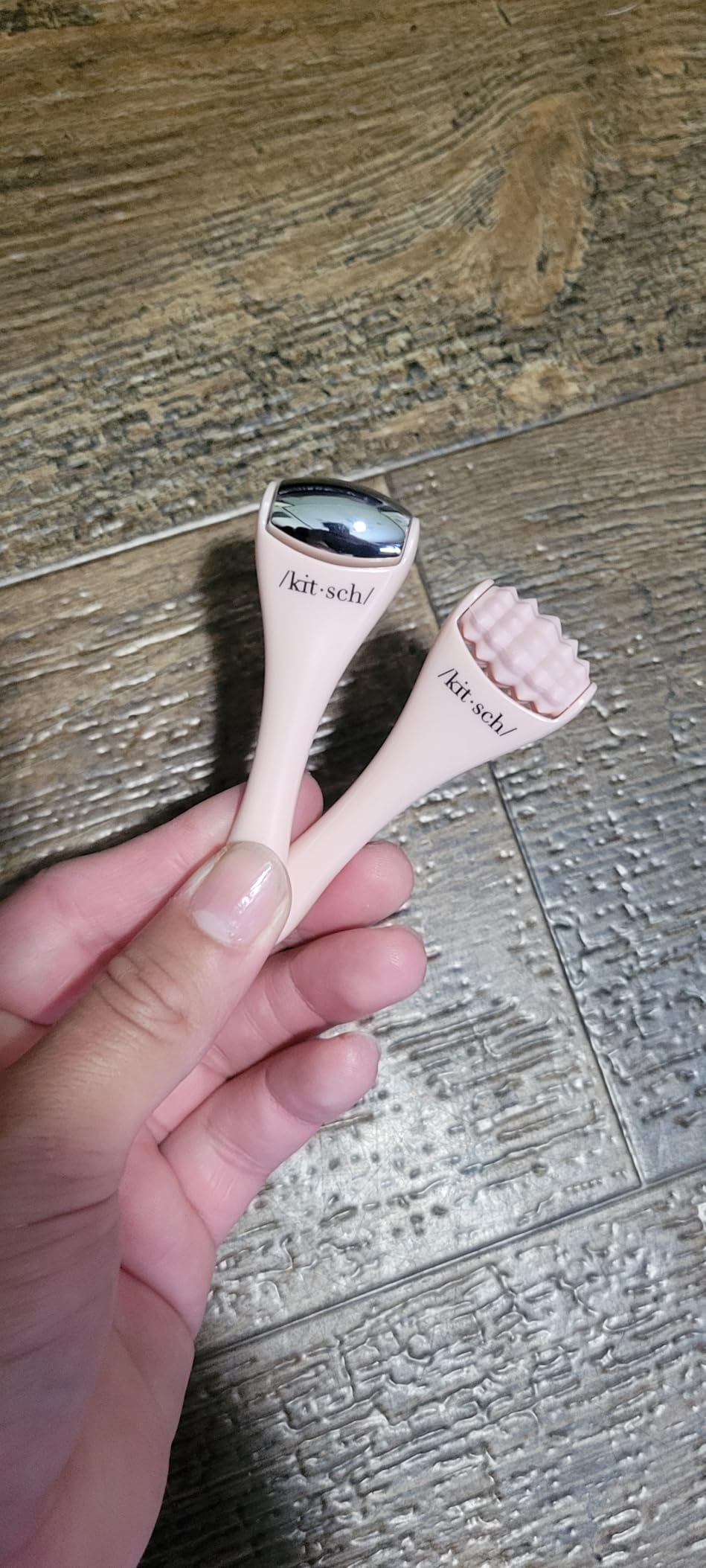 Kitsch Ice Roller for Face - Cooling Face Roller Stainless Steel Ice Face Roller to Reduce Puffiness, Redness & Headaches customer photo 1