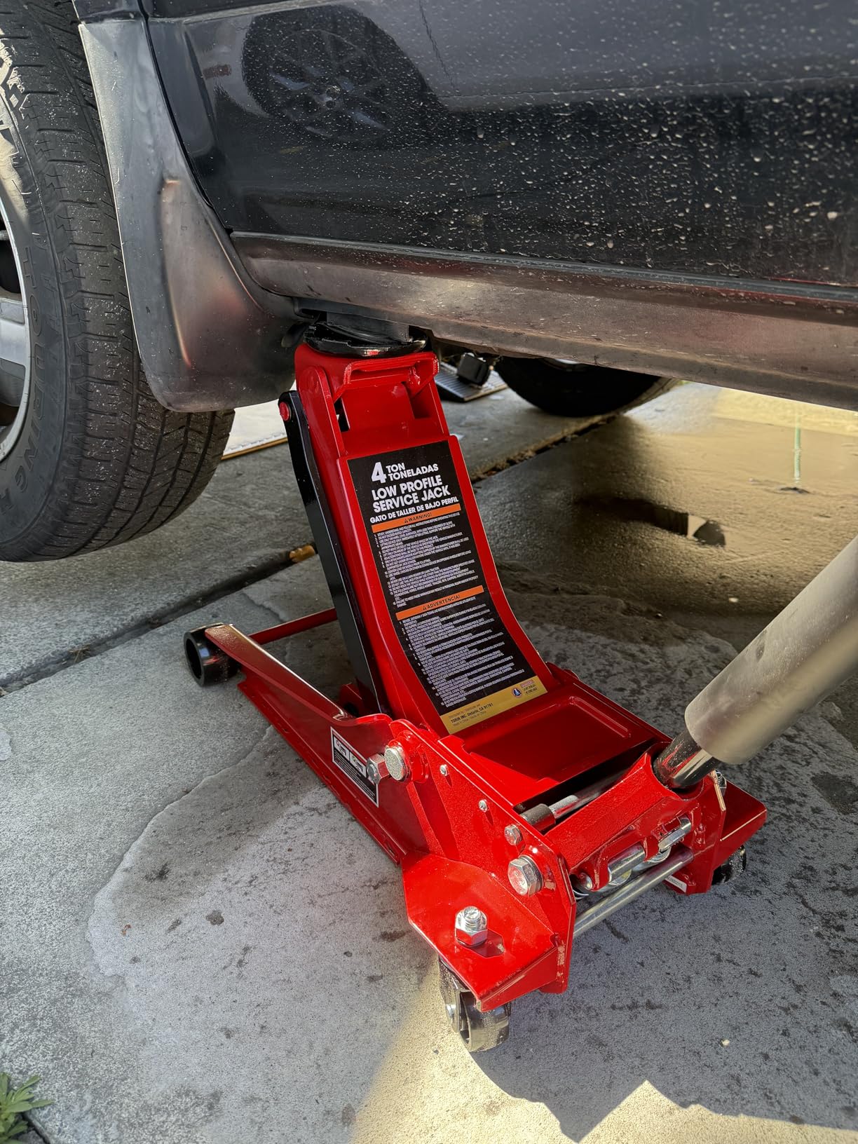 BIG RED AT84007R Torin Hydraulic Low Profile Service/Floor Jack with Dual Piston Quick Lift Pump, 4 Ton (8,000 lb) Capacity customer photo 1