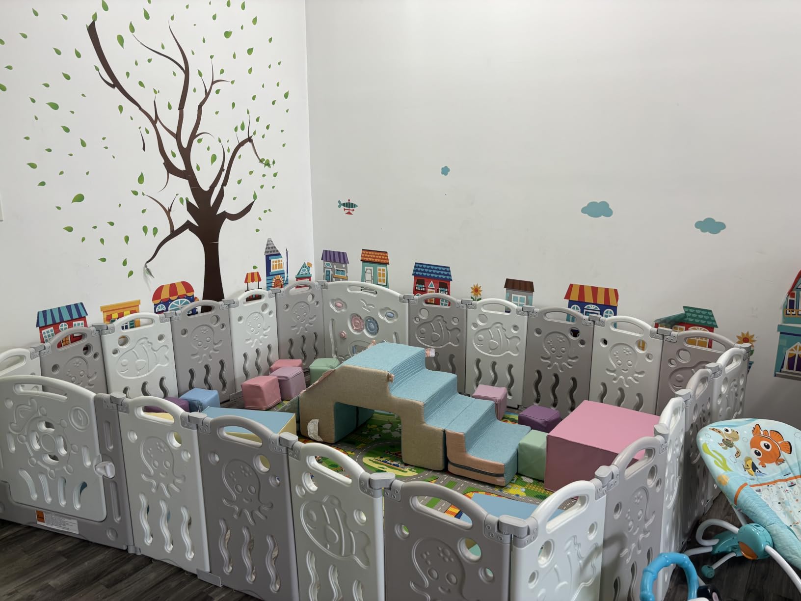 Albott Baby Fence Kid Playpen 18 Panel Albott Play Yard - Foldable Kids Safety Activity Center Playard Safety Lock Gate, Adjustable Shape, Portable Design for Indoor and Outdoor customer photo 1