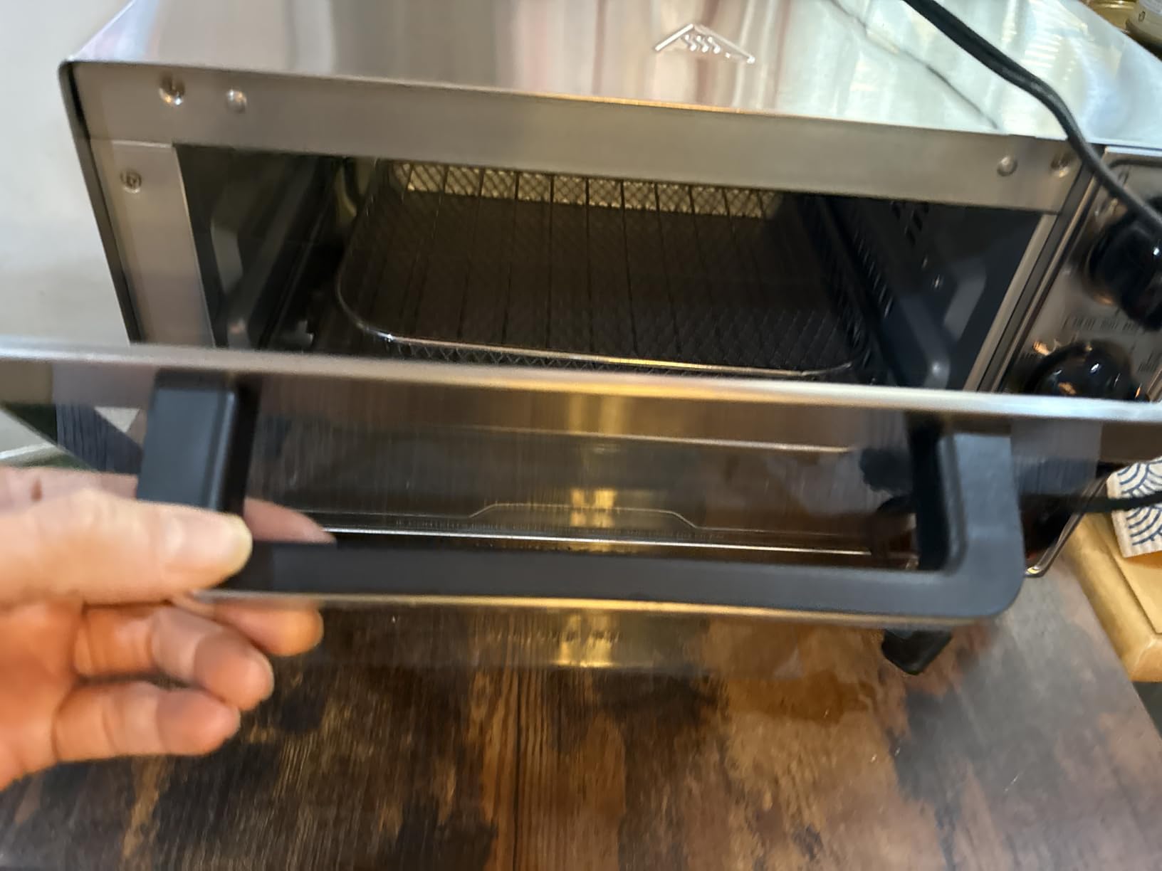 Hamilton Beach Sure-Crisp Air Fryer Toaster Oven Combo, Fits 9