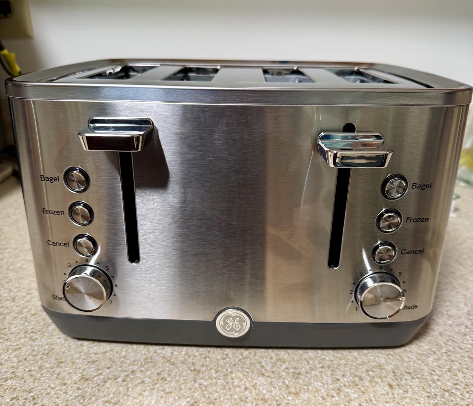 GE 2 Slice Stainless Steel Toaster, Extra Wide Slots for Toasting Bagels, Breads, Waffles & More, 7 Adjustable Shade Settings, Removable Crumb Tray, Countertop Kitchen Essentials, 850 Watts customer photo 2