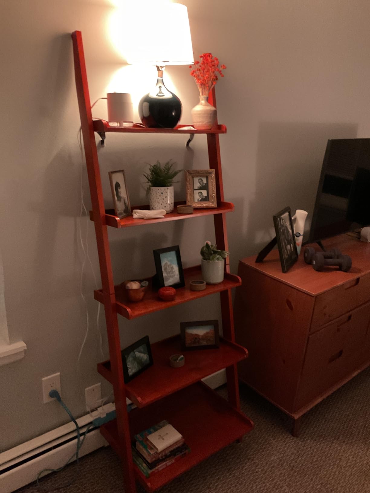 Convenience Concepts American Heritage Ladder Bookshelf 25 Inch, Driftwood/White customer photo 1